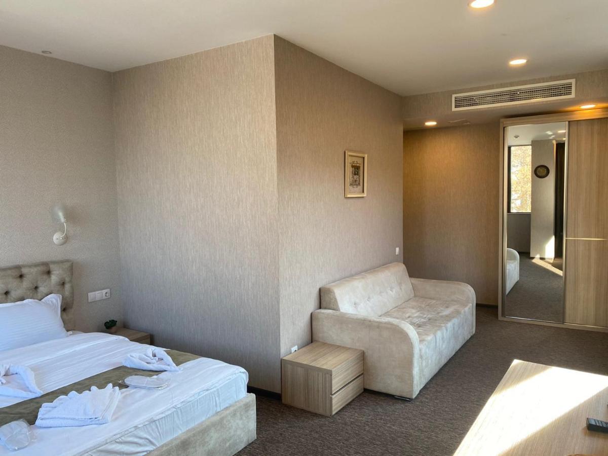 Betlem Hotel Тбилиси Екстериор снимка